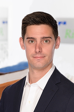 Muncey Peter GRC BKG 300X450