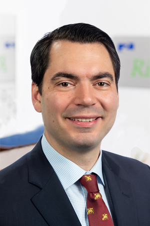 Malecpaul2 BKG 300X450