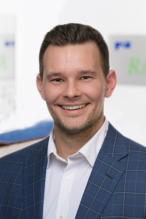 Petts Harrison GRC BKG 300X450