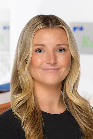 Mcculley Taylor GRC BKG 300X450