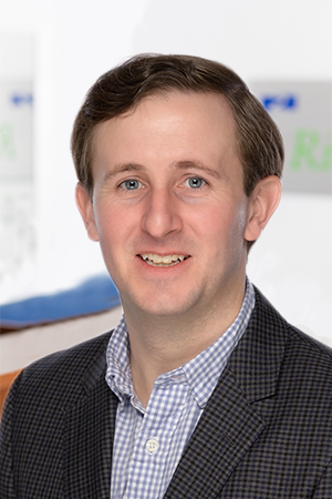 Grinnan Daniel GRC BKG 300X450